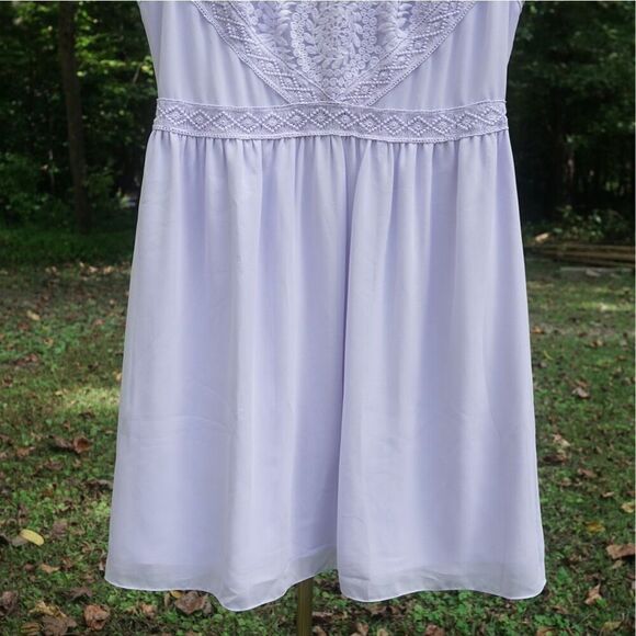 Gianni Bini Lavender Purple Crochet Party Dress - Picture 5 of 9